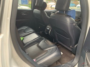 精品二手2016款Jeep自由光，本地一手車源，歡迎品鑒